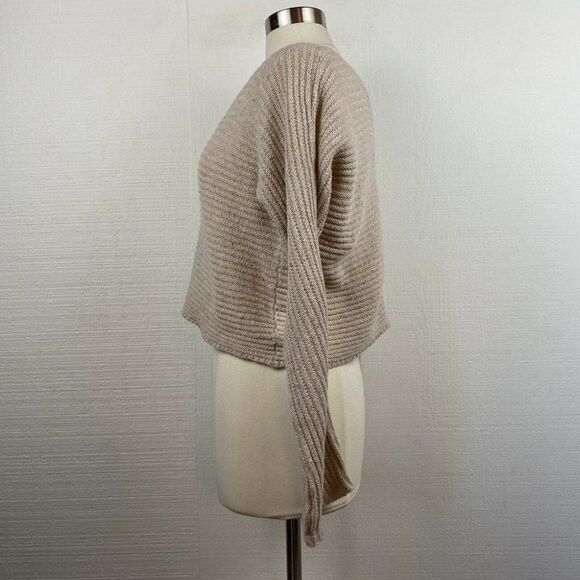 Wildfox Sweater S Womens Light Pink Beige Distressed Cropped V Neck Long Sleeves - Picture 4 of 8